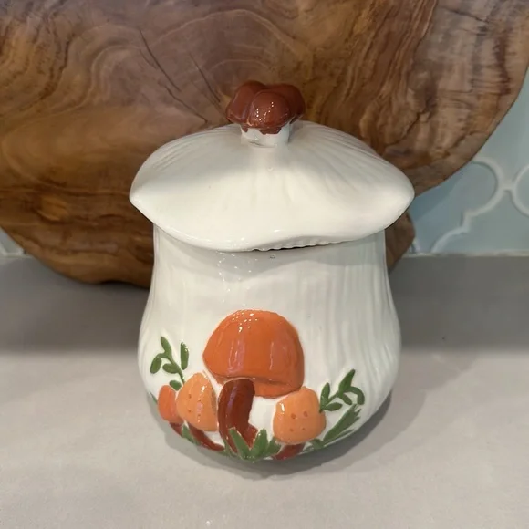 Mushroom small canister cookie jar vintage Arnel’s decor kitchen cottagecore - Picture 3 of 14